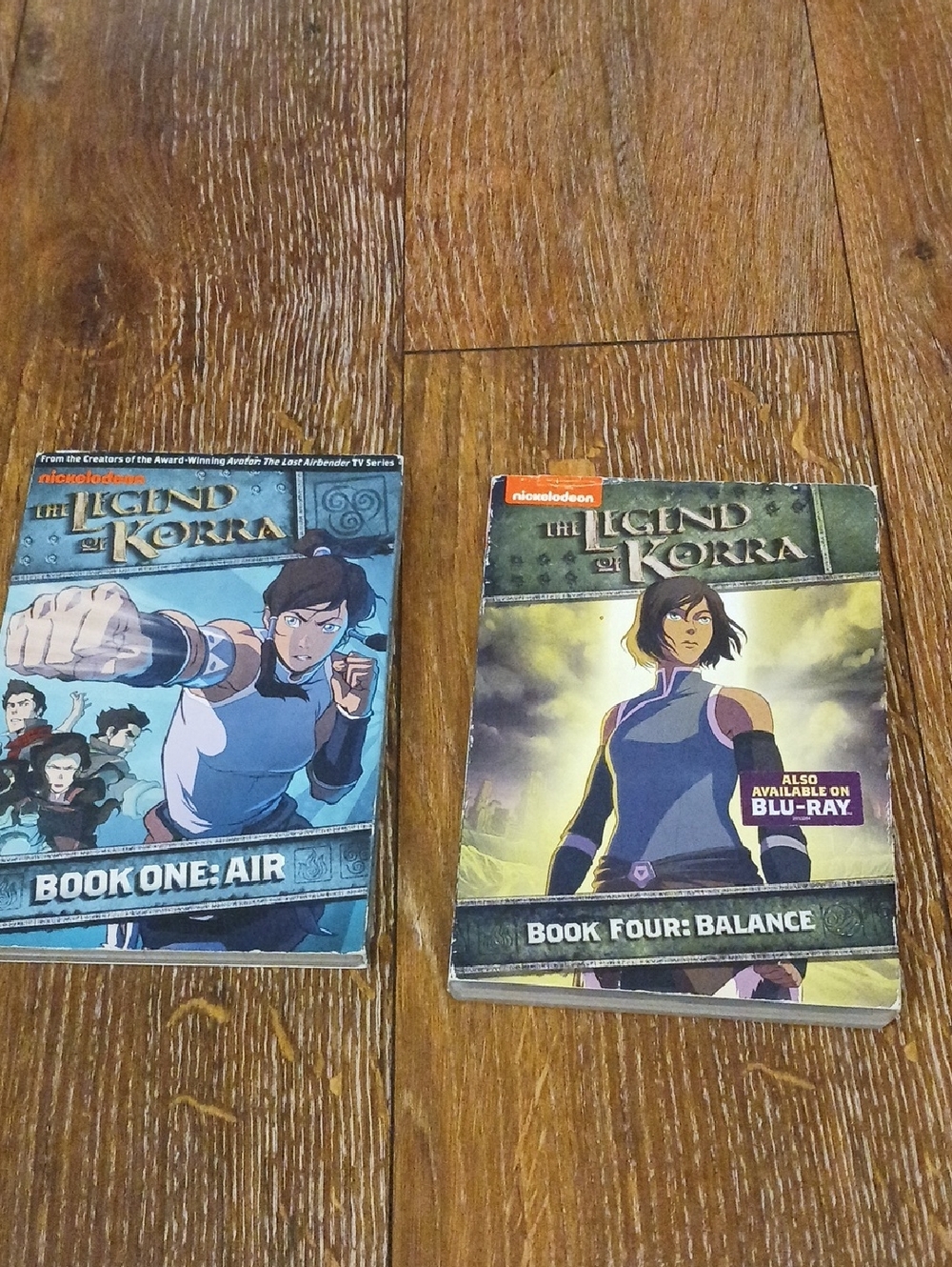 Nickelodeon The Legend of Korra DVDs - Blue, Green